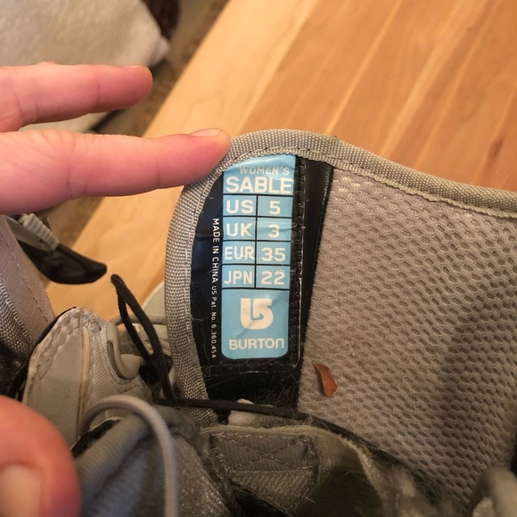 Burton Snowboard Boots - Picture 5 of 6